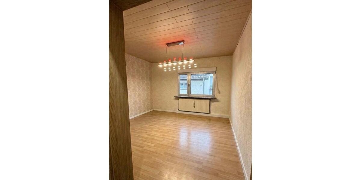 Etagenwohnung Spiesen-Elversberg Elversberg - 2 Zimmer, 65 m&sup2;, 600&euro; | Angebot:25964526