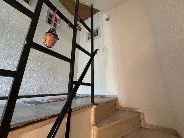 Reihenendhaus Sulzbach - 6 Zimmer, 175 m&sup2;, 87.000&euro; | Angebot:25686971