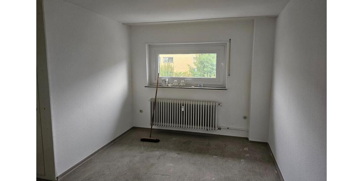 Etagenwohnung Pirmasens - 3 Zimmer, 73 m&sup2;, 350&euro; | Angebot:25228705