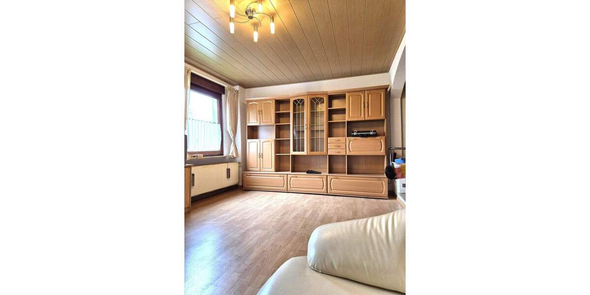 Mehrfamilienhaus, Wohnhaus Saarbrücken Dudweiler - 4 Zimmer, 95 m&sup2;, 99.000&euro; | Angebot:25743844