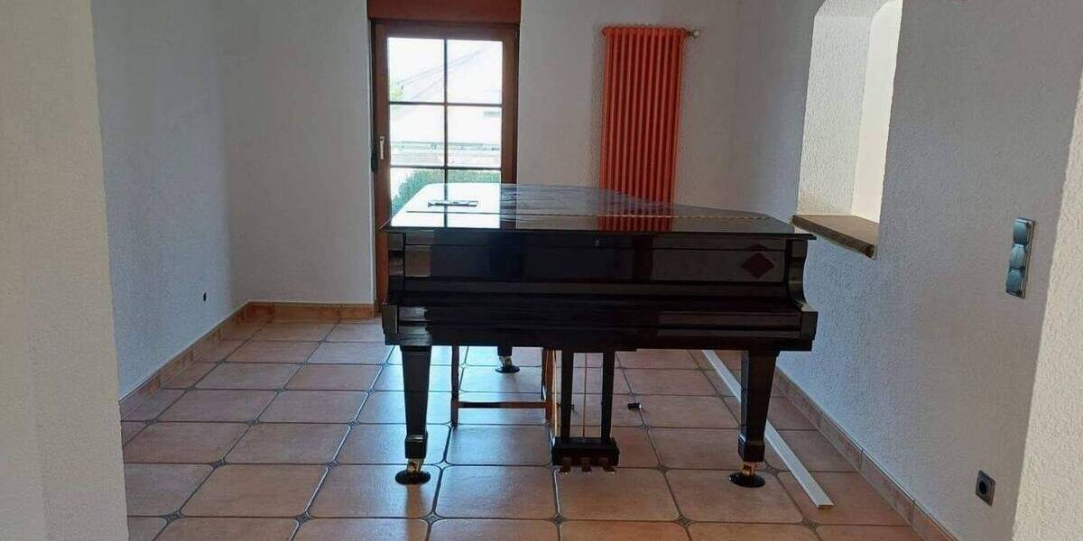 Mehrfamilienhaus, Wohnhaus Sankt Ingbert St. Ingbert - 6 Zimmer, 180 m&sup2;, 645.000&euro; | Angebot:26797426