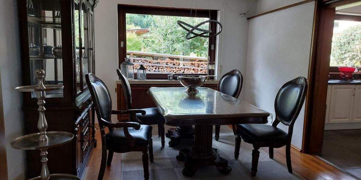 Bungalow Freisen Reitscheid - 8 Zimmer, 290 m&sup2;, 445.000&euro; | Angebot:26156526