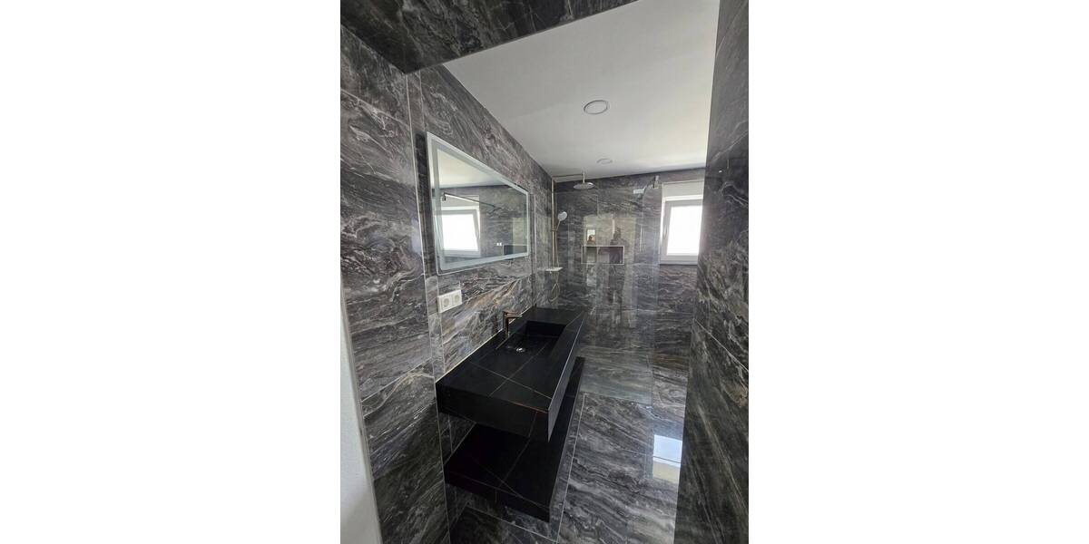 Mehrfamilienhaus, Wohnhaus Schiffweiler - 6 Zimmer, 150 m&sup2;, 274.900&euro; | Angebot:25970169