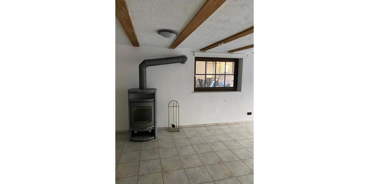 Einfamilienhaus Weilerbach - 8 Zimmer, 226 m&sup2;, 1.900&euro; | Angebot:25307721