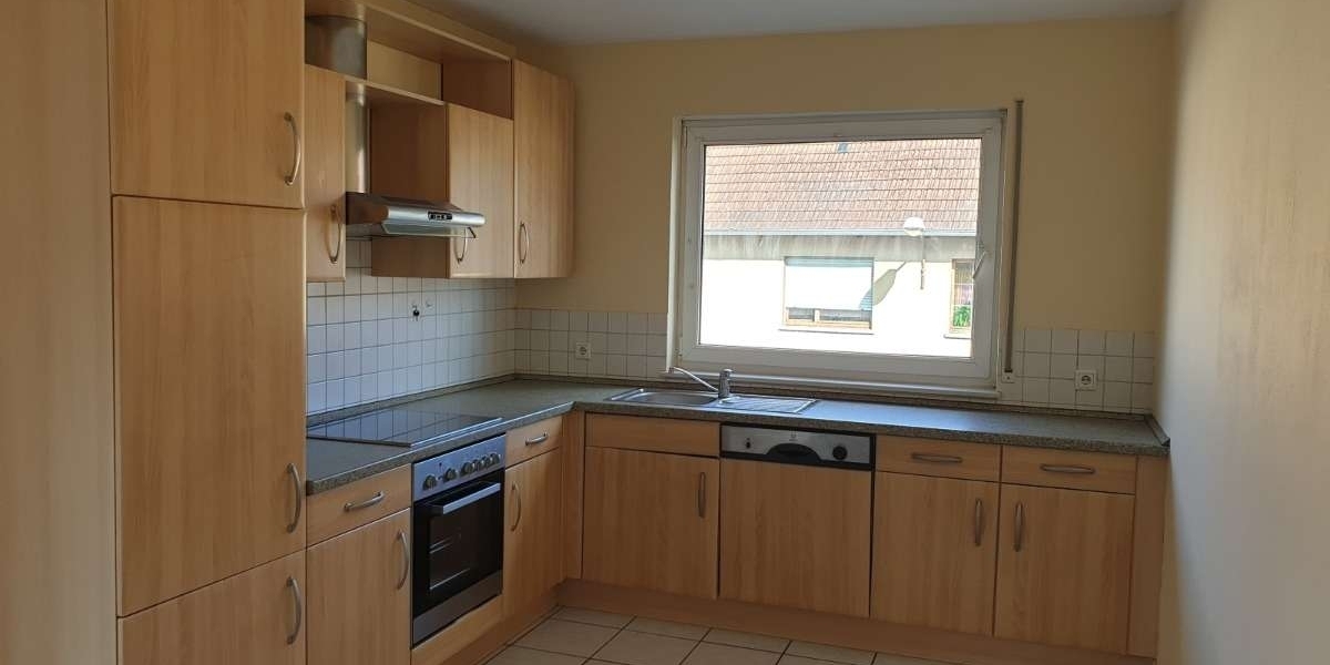 Attraktives, vermietetes Reihenendhaus mit Garage und kleinem Grundstück – rentable Kapitalanlage - Reihenendhaus Queidersbach | Angebot:27159300