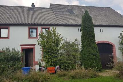 Haus Freisen - 7 Zimmer, 160 m&sup2;, 85.000&euro; | Angebot:26755103