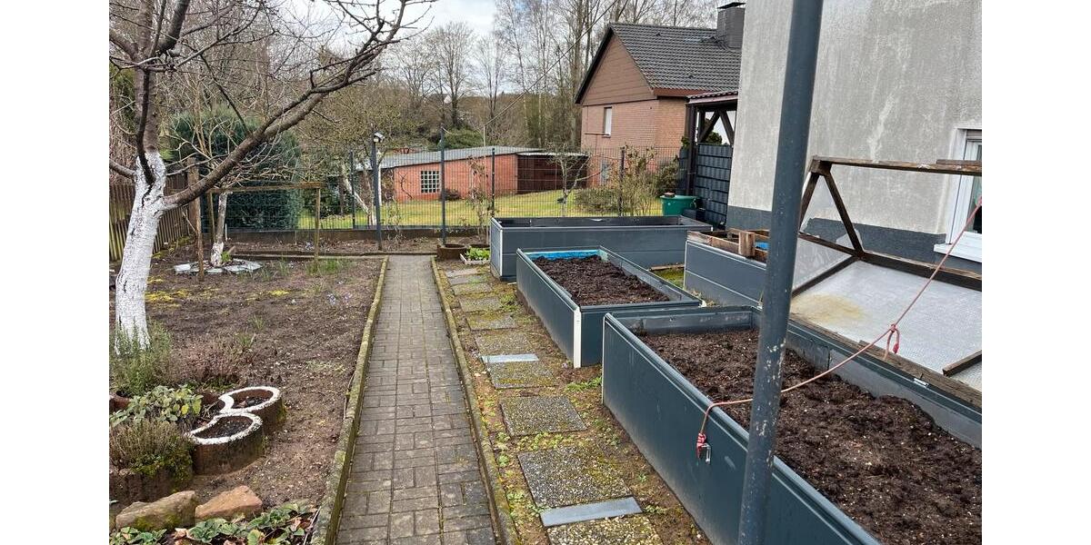 Einfamilienhaus Waldmohr - 7 Zimmer, 360 m&sup2;, 500.000&euro; | Angebot:26392750