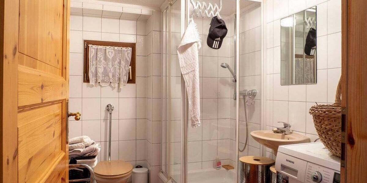 Mehrfamilienhaus, Wohnhaus Blieskastel Breitfurt - 7 Zimmer, 241 m&sup2;, 299.000&euro; | Angebot:25667229