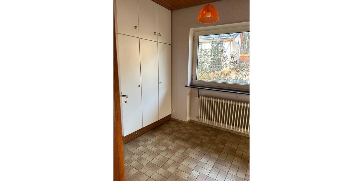 Mehrfamilienhaus, Wohnhaus Bexbach - 8 Zimmer, 250 m&sup2;, 320.000&euro; | Angebot:26610377