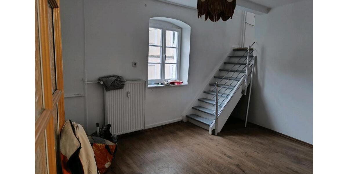Einfamilienhaus Blieskastel - 6 Zimmer, 140 m&sup2;, 1.500&euro; | Angebot:25852795
