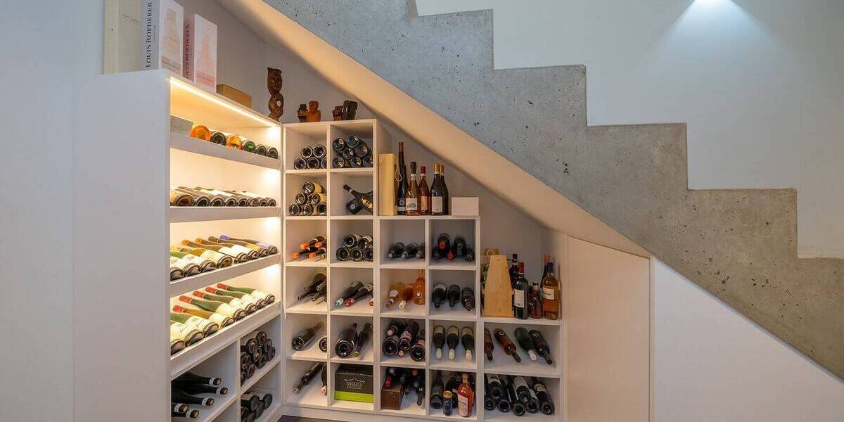 Einfamilienhaus Saarbrücken Alt-Saarbrücken - 6 Zimmer, 250 m&sup2;, 1.390.000&euro; | Angebot:25746987