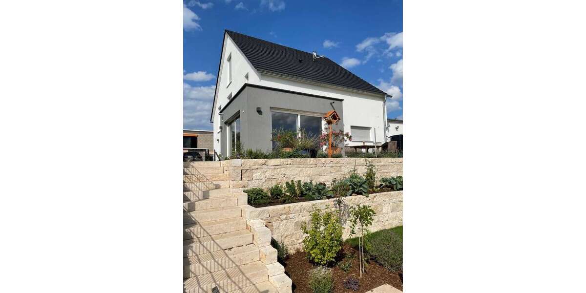 Einfamilienhaus Homburg - 7 Zimmer, 220 m&sup2;, 860.000&euro; | Angebot:25314081