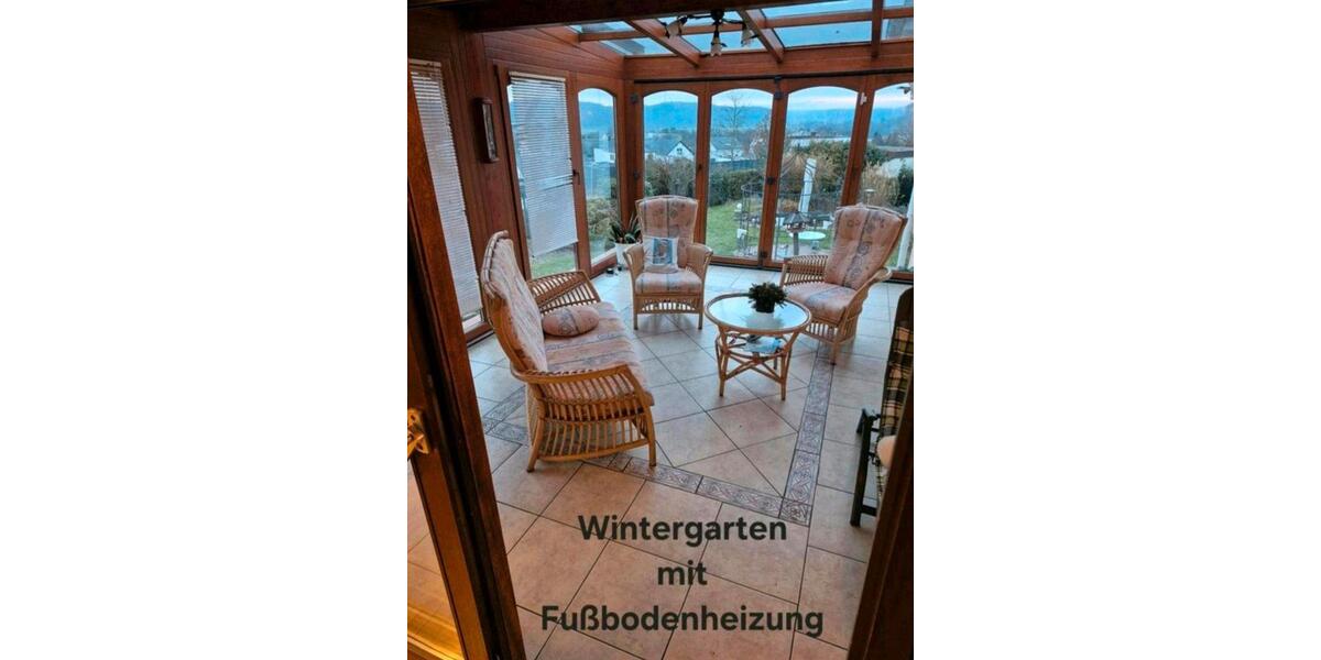 Einfamilienhaus Homburg - 7 Zimmer, 196 m&sup2;, 340.000&euro; | Angebot:26088449