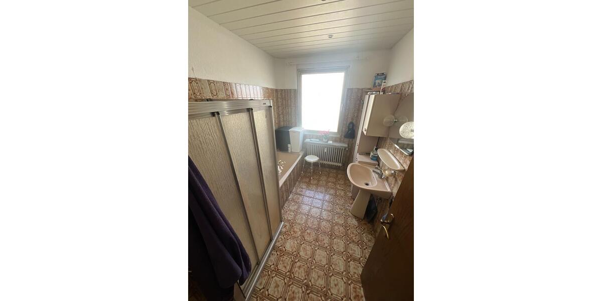 Erdgeschoßwohnung Homburg - 2 Zimmer, 80 m&sup2;, 1.000&euro; | Angebot:26447619