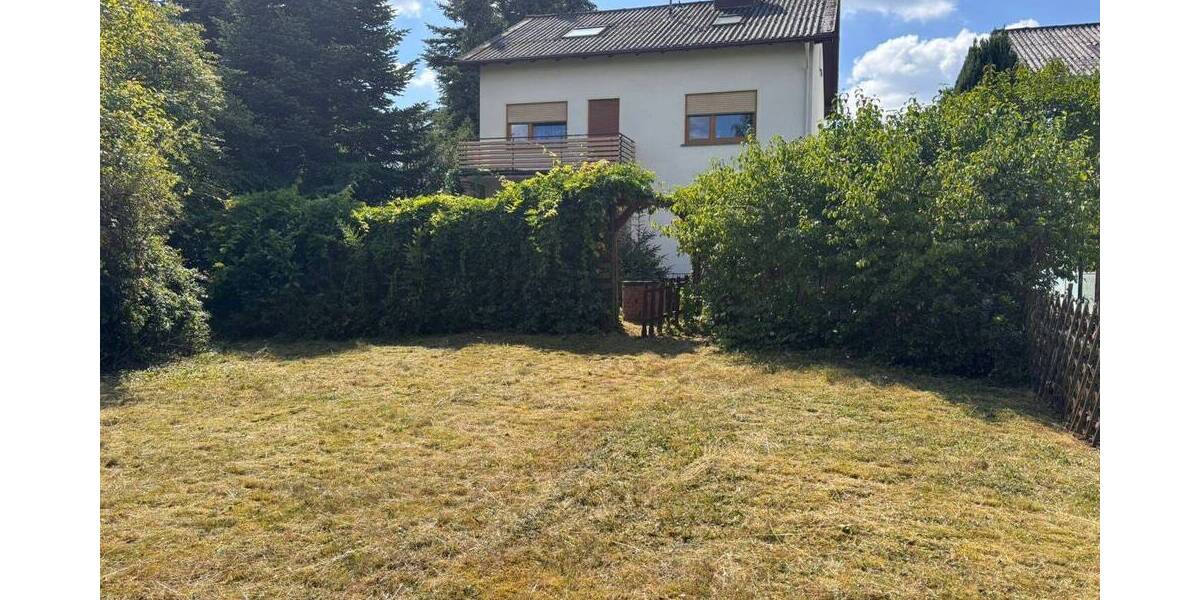 Mehrfamilienhaus, Wohnhaus Schiffweiler Landsweiler - 8 Zimmer, 155 m&sup2;, 300.000&euro; | Angebot:25663150