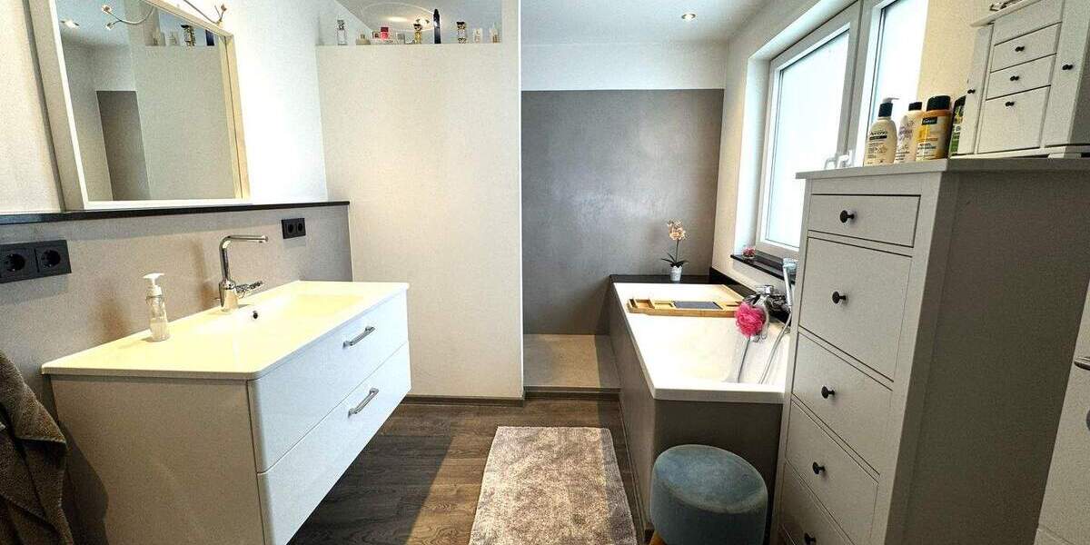 Einfamilienhaus Gersheim Reinheim - 6 Zimmer, 160 m&sup2;, 192.000&euro; | Angebot:25687334