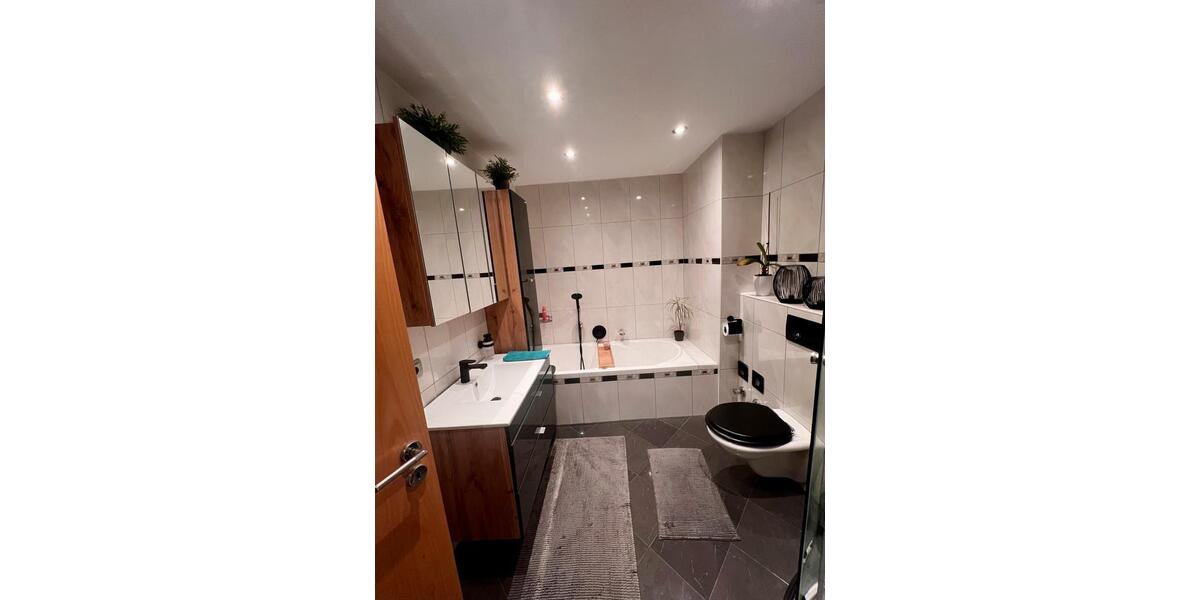 Etagenwohnung Sankt Ingbert - 3 Zimmer, 105 m&sup2;, 220.000&euro; | Angebot:26062306