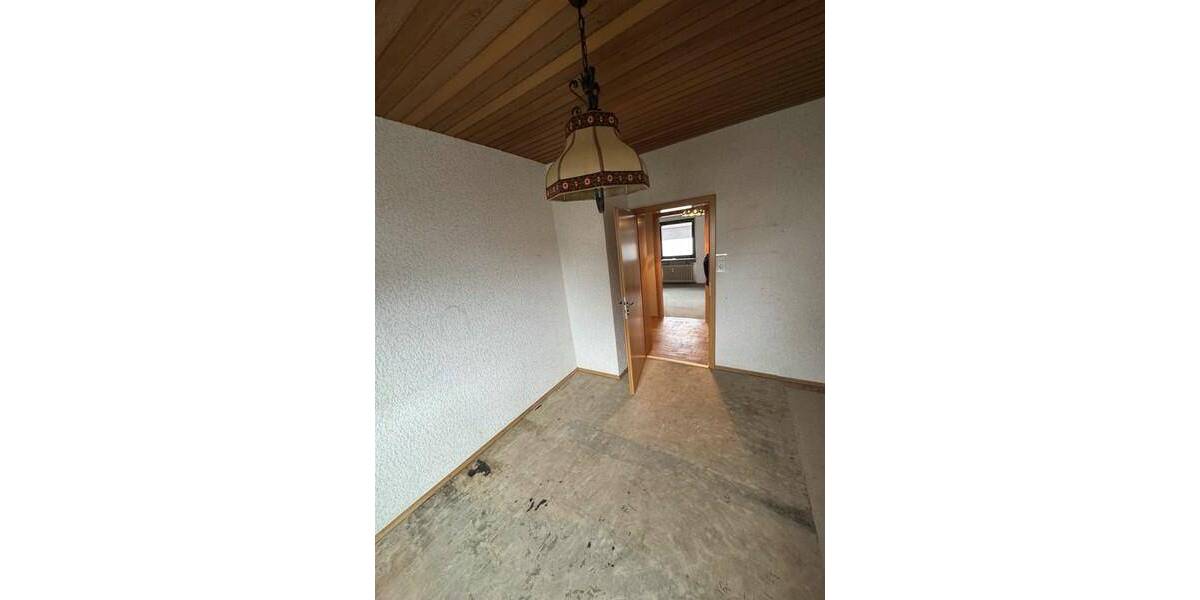 Mehrfamilienhaus, Wohnhaus Pirmasens Gersbach - 8 Zimmer, 190 m&sup2;, 199.000&euro; | Angebot:26246221