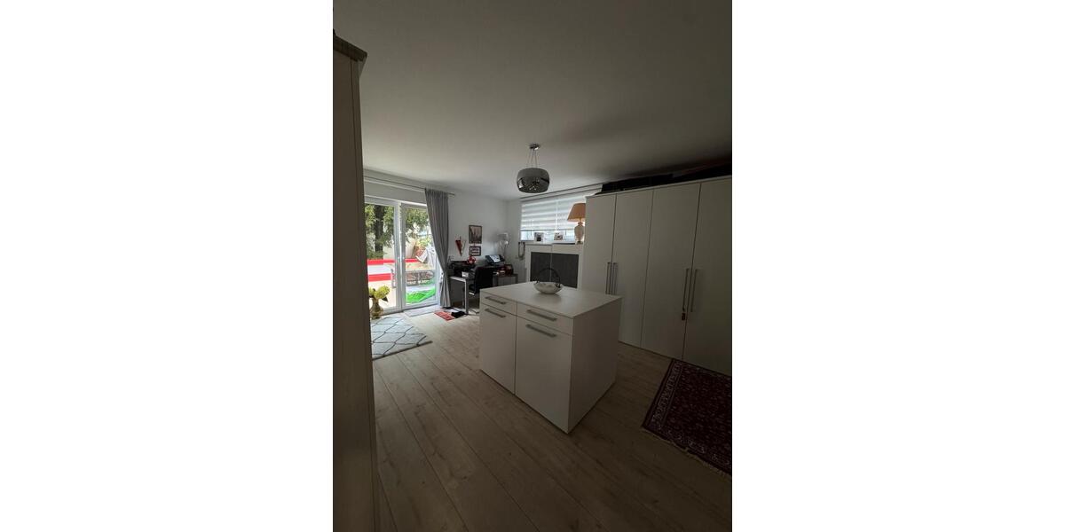 Erdgeschoßwohnung Pirmasens Niedersimten - 3 Zimmer, 134 m&sup2;, 1.300&euro; | Angebot:26050572