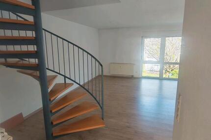 Wohnung Schiffweiler - 3 Zimmer, 70 m&sup2;, 800&euro; | Angebot:26522016