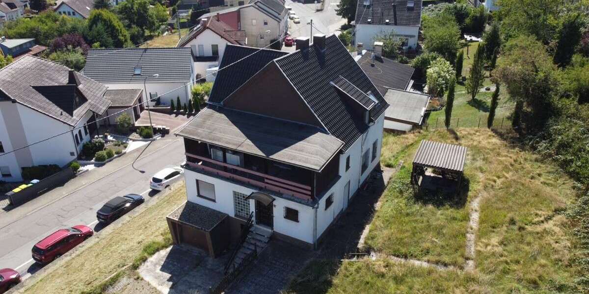Einfamilienhaus Quierschied - 5 Zimmer, 230 m&sup2;, 249.000&euro; | Angebot:24782540