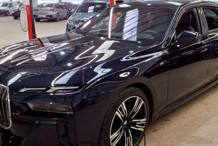 BMW 740 18.700 km 93.675 &euro; Pirmasens 66954