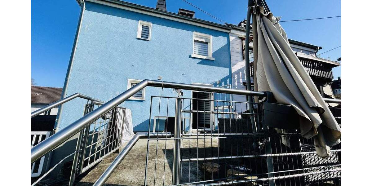 Mehrfamilienhaus, Wohnhaus Neunkirchen Innenstadt - 6 Zimmer, 130 m&sup2;, 219.000&euro; | Angebot:25779641