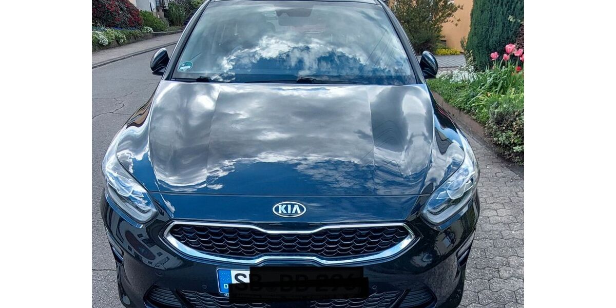 Kia ceed Sportswagon 67.000 km 15.700 &euro; Friedrichsthal 66299
