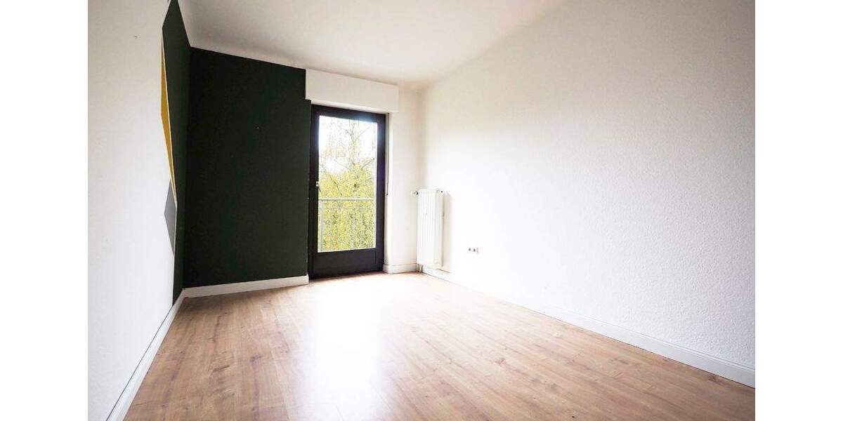 Etagenwohnung Saarbrücken Alt-Saarbrücken - 3 Zimmer, 98 m&sup2;, 189.000&euro; | Angebot:25737745