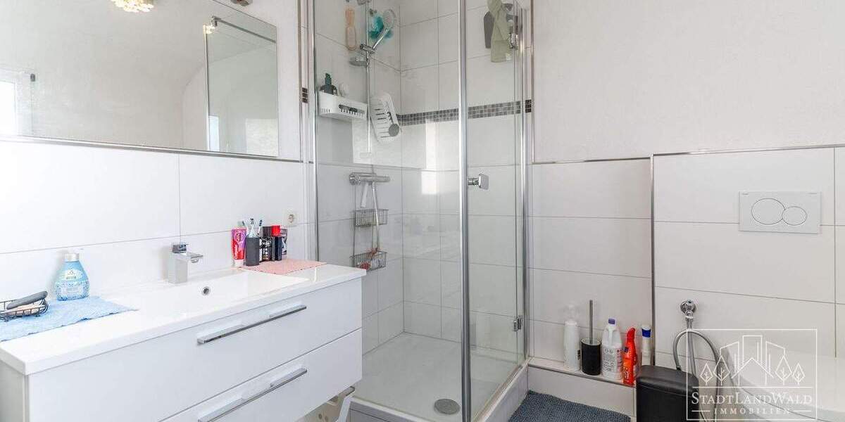 Einfamilienhaus Schweix - 9 Zimmer, 222 m&sup2;, 269.750&euro; | Angebot:25798626