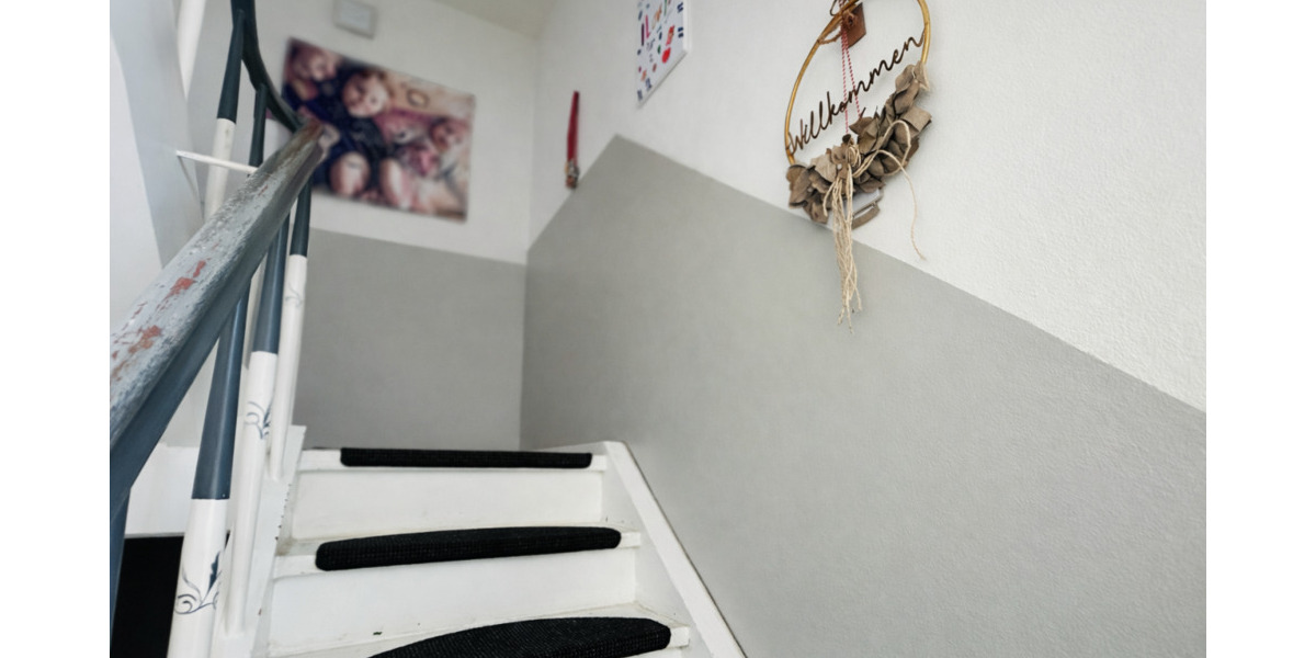 Mehrfamilienhaus, Wohnhaus Neunkirchen Innenstadt - 6 Zimmer, 130 m&sup2;, 219.000&euro; | Angebot:25779641