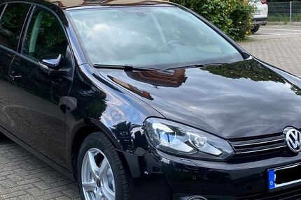 VW Golf 231.056 km 5.399 &euro; Homburg 66424