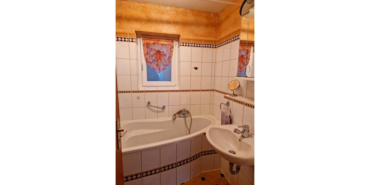 Einfamilienhaus Saarbrücken Malstatt - 6 Zimmer, 130 m&sup2;, 199.000&euro; | Angebot:24559740