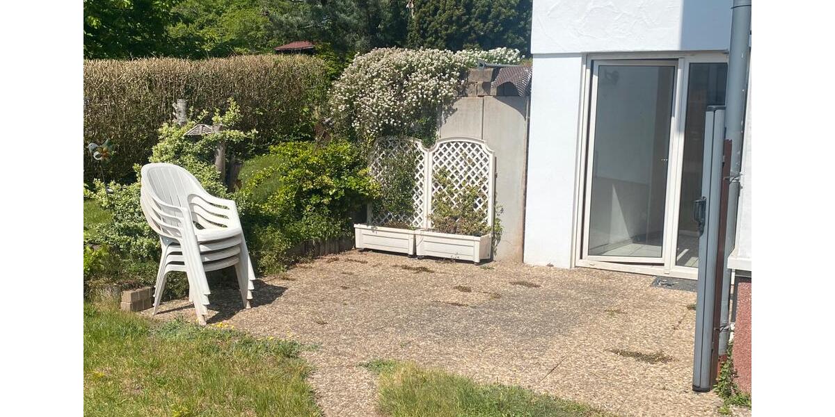 Erdgeschoßwohnung Schiffweiler - 2 Zimmer, 95 m&sup2;, 760&euro; | Angebot:26531600