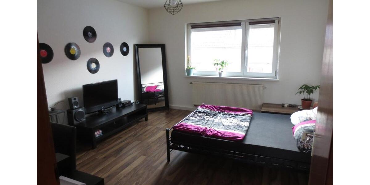 Dachgeschoßwohnung Neunkirchen - 1.5 Zimmer, 47 m&sup2;, 85.000&euro; | Angebot:24561374