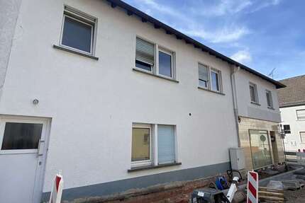 Haus Pirmasens - 6 Zimmer, 160 m&sup2;, 89.000&euro; | Angebot:11836235