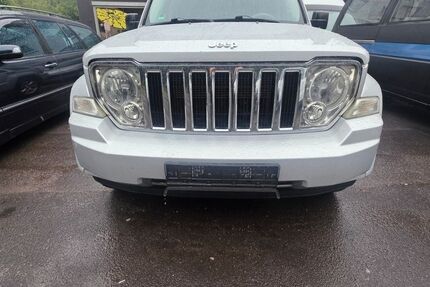 Jeep Cherokee 225.000 km 6.800 &euro; Schiffweiler 66578