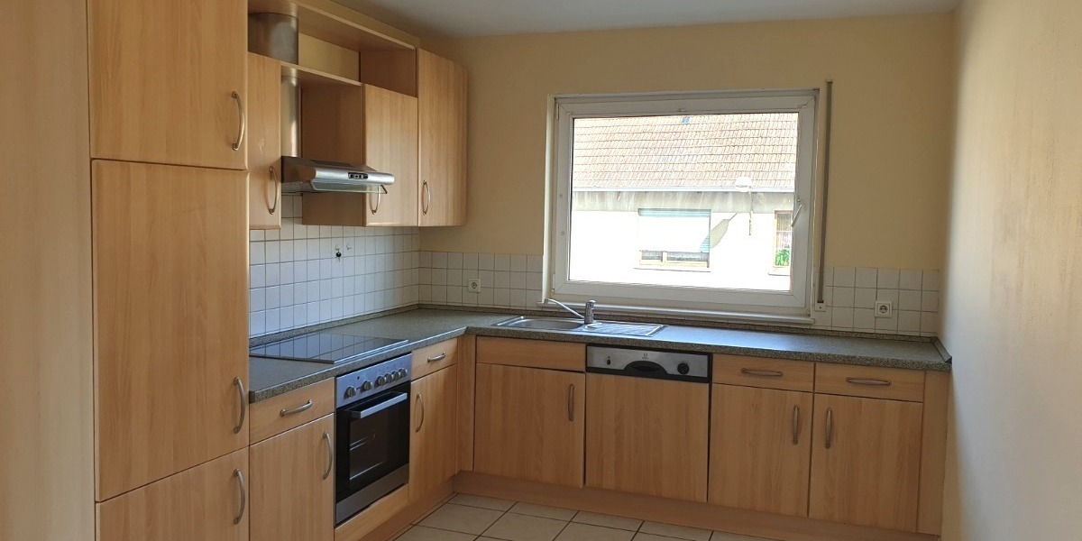 Kapitalanlagepaket: 3 vermietete Reihenhäuser in Reihe mit Garagen und Grundstück - Wohn- & Geschäftshaus Queidersbach | Angebot:21107898