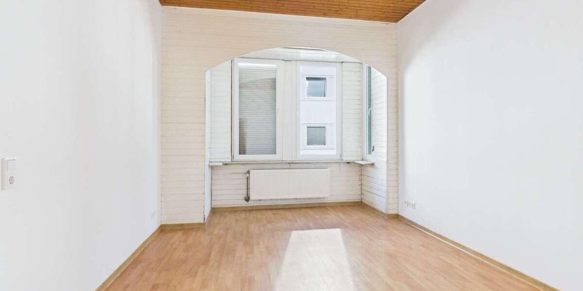 Etagenwohnung Saarbrücken / Malstatt Malstatt - 4 Zimmer, 86 m&sup2;, 800&euro; | Angebot:27093713