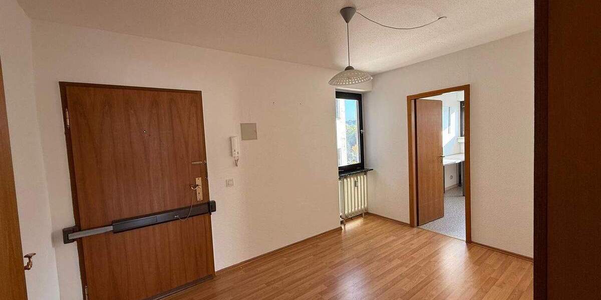 Etagenwohnung Saarbrücken St Johann - 3 Zimmer, 195.000&euro; | Angebot:25780199