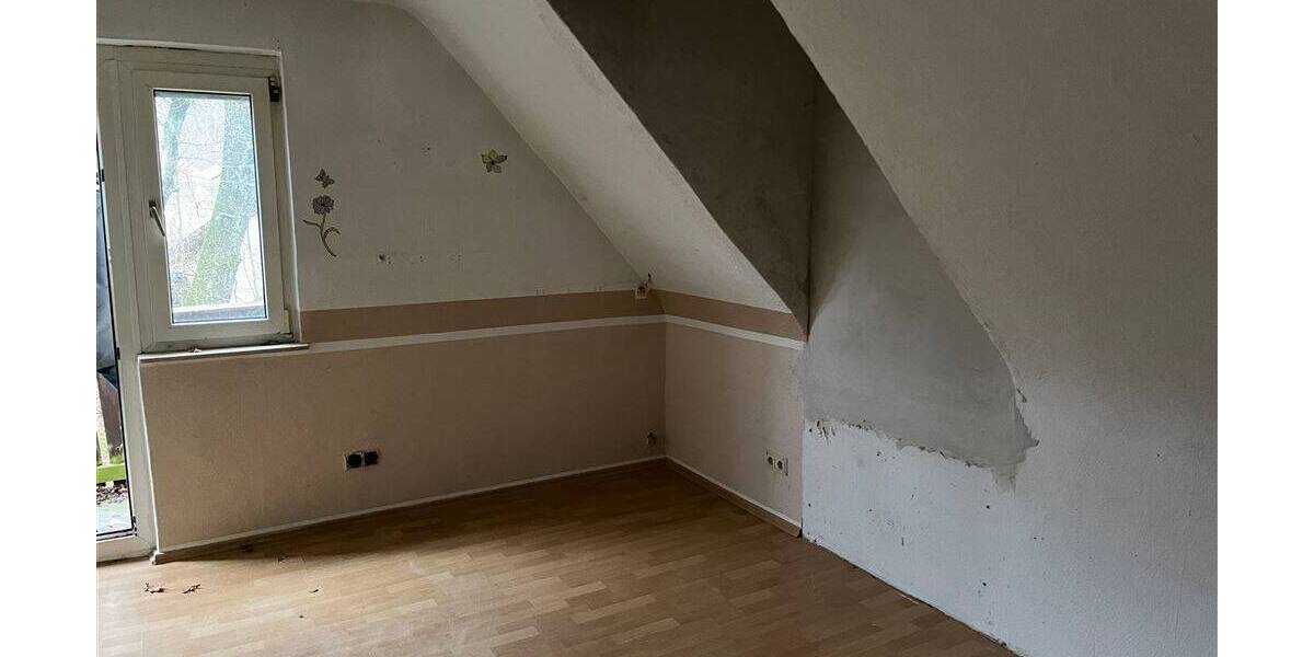 Mehrfamilienhaus, Wohnhaus Landstuhl Melkerei - 8 Zimmer, 160 m&sup2;, 198.000&euro; | Angebot:25770353