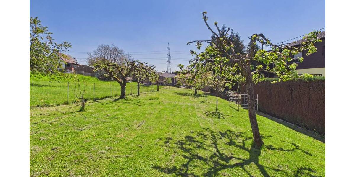 Mehrfamilienhaus, Wohnhaus Illingen / Hüttigweiler Hüttigweiler - 6 Zimmer, 181 m&sup2;, 580.000&euro; | Angebot:26500250