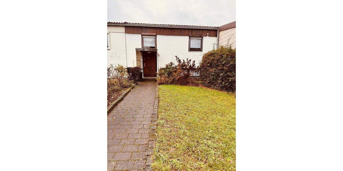 Einfamilienhaus Saarbrücken Eschberg - 5 Zimmer, 140 m&sup2;, 330.000&euro; | Angebot:25818416