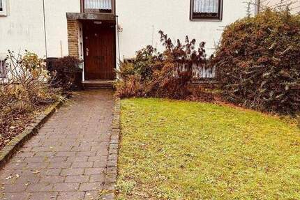 Haus Saarbrücken Eschberg - 5 Zimmer, 140 m&sup2;, 330.000&euro; | Angebot:25818416