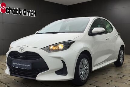Toyota Yaris 42.616 km 14.360 &euro; Schiffweiler 66578