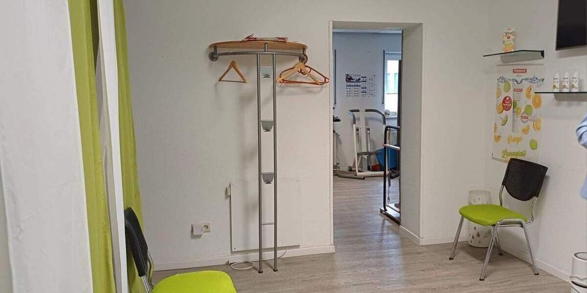 Gewerbeobjekt Sankt Ingbert Rohrbach - 9 Zimmer, 280 m&sup2;, 249.000&euro; | Angebot:26797424