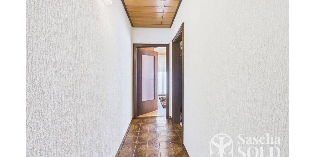 Freistehendes Einfamilienhaus in begehrter Lage von Oberwürzbach mit Garage, Terrasse & Südbalkon - Einfamilienhaus Sankt Ingbert Oberwürzbach | Angebot:26161394