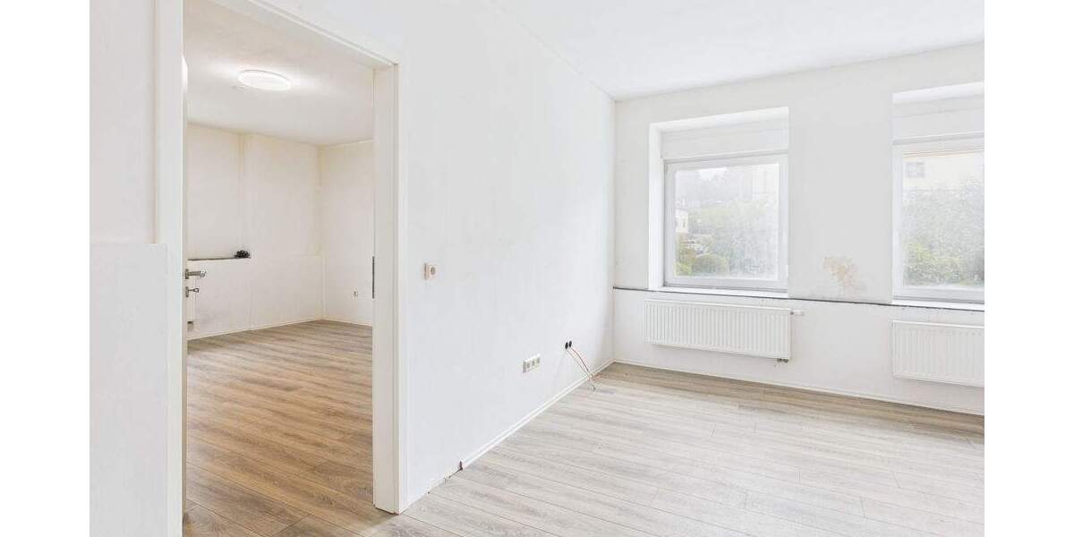 Mehrfamilienhaus, Wohnhaus Eppelborn / Wiesbach Wiesbach - 7 Zimmer, 239 m&sup2;, 195.000&euro; | Angebot:25687894