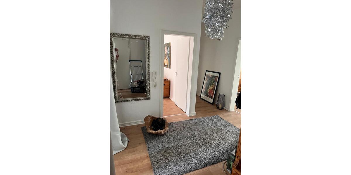 Etagenwohnung Saarbrücken St. Arnual - 3 Zimmer, 105 m&sup2;, 840&euro; | Angebot:25382374