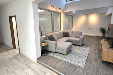 Wohnung Homburg - 5 Zimmer, 220 m&sup2;, 1.200&euro; | Angebot:22402848